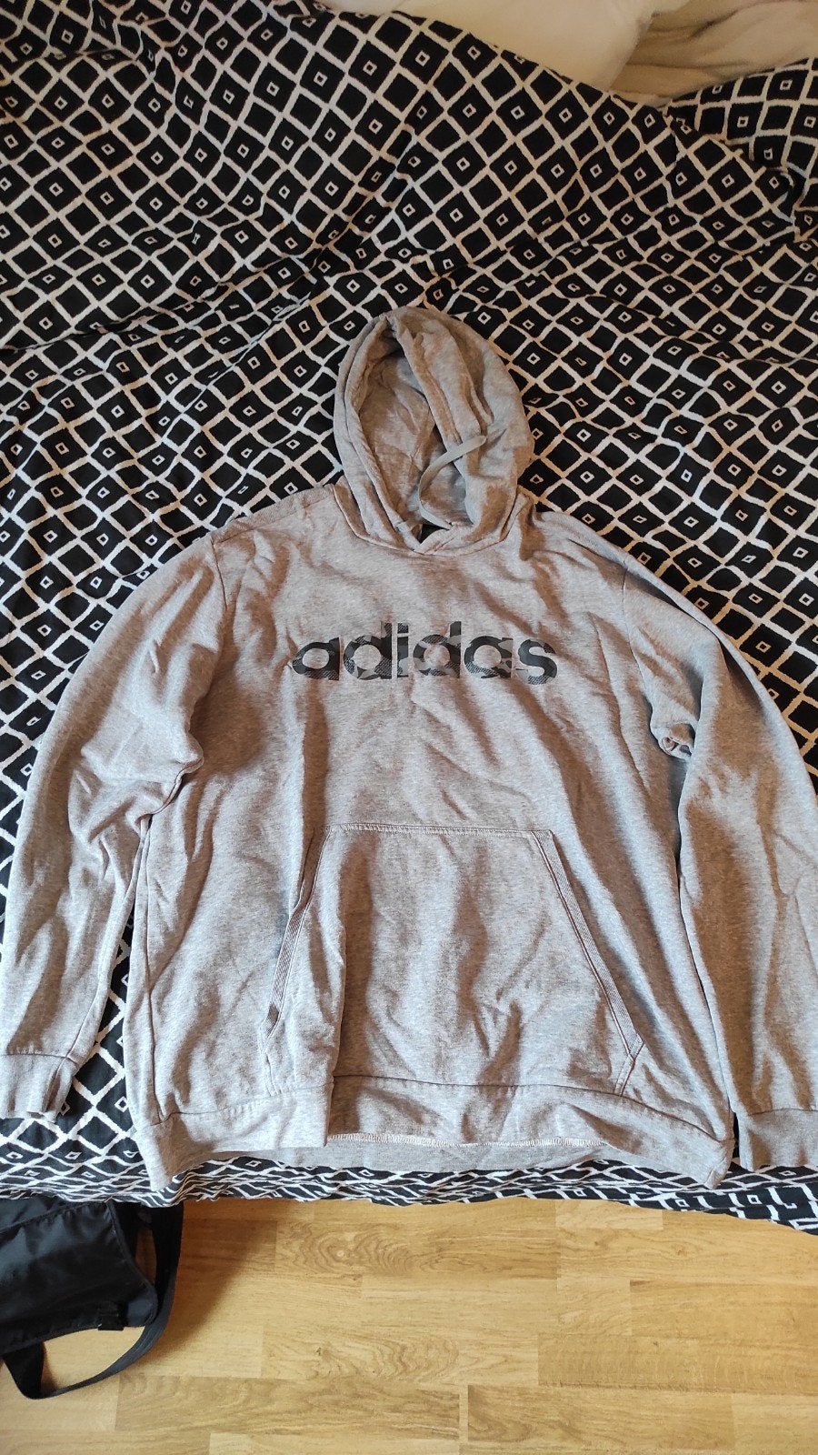Sweat à capuche gris clair, Gris, Taille 56/58 (XL), Porté, Enlèvement