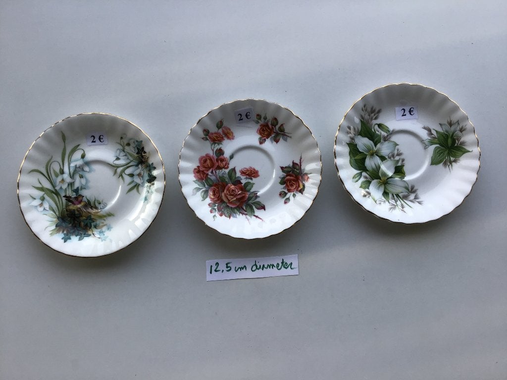 3 mooie schaaltjes "Royal Albert" en andere, Ophalen of Verzenden