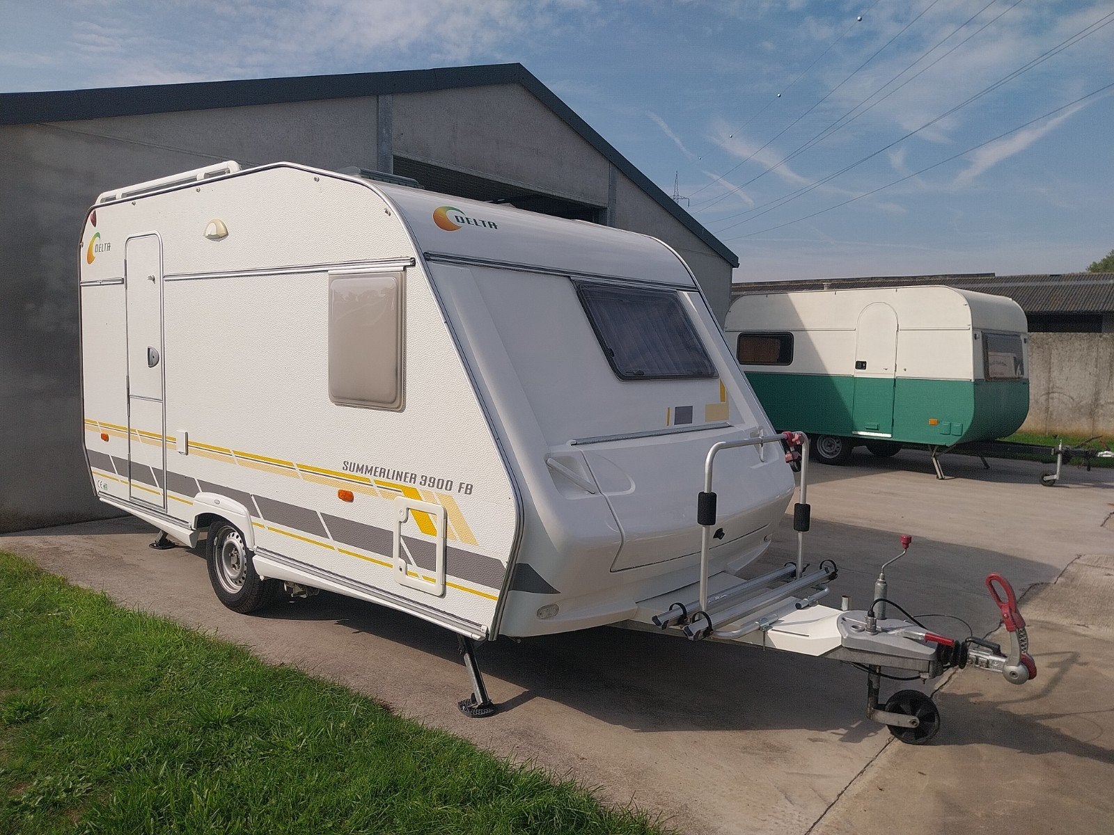 Delta Euroliner 3900FB, Caravans en Kamperen, Bedrijf, Serviceluik, Delta