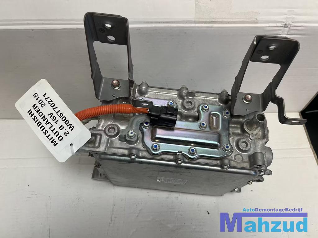 MITSUBISHI OUTLANDER PHEV 2.0 16V Acculader W005T70271, Auto-onderdelen, Accu's en Toebehoren, Gebruikt