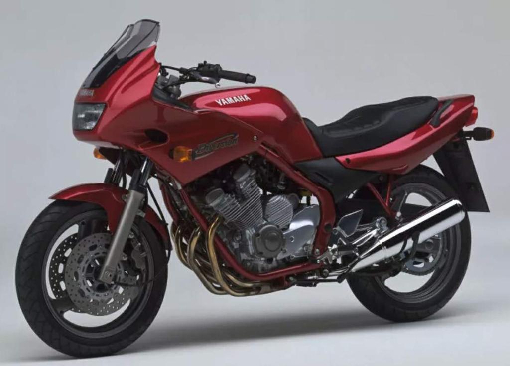 RECHERCHÉ : Réparation pour Yamaha Diversion, Motos, Particulier