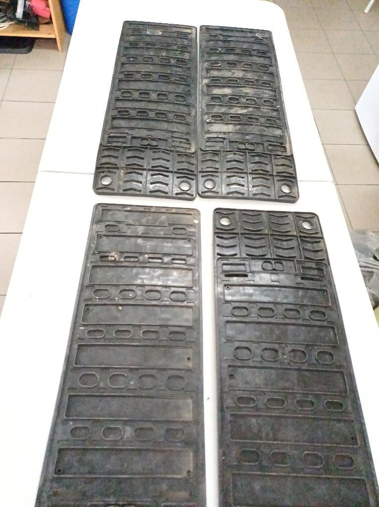 Rampes noires, matériau très léger, 4 pièces + diverses, Caravanes & Camping, Caravanes Accessoires, Utilisé, Enlèvement