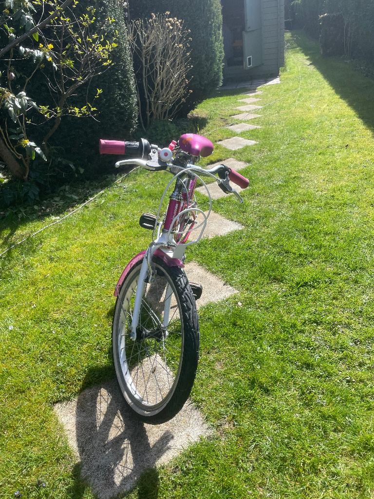 Meisjesfiets 20 inch, Fietsen en Brommers, Ophalen, B-twin, Versnellingen, Zo goed als nieuw
