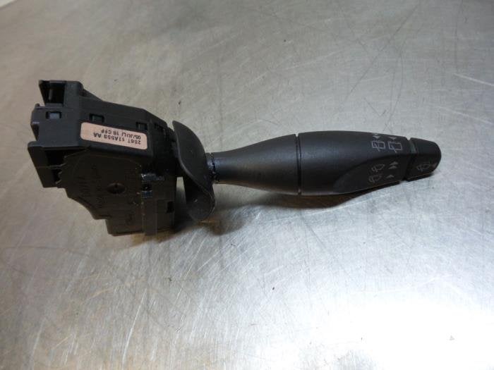 Commutateur essuie-glace d'un Ford Fiesta (Fiesta 05-), -, 3 mois de garantie, -, -