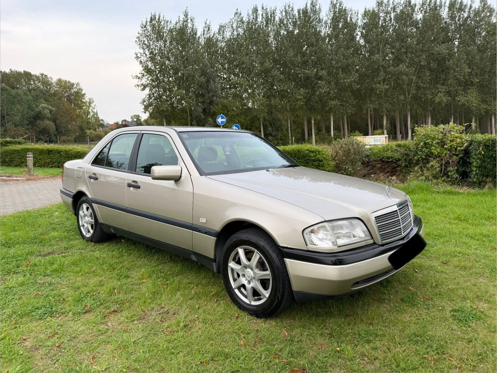 Mercedes Benz C180 Oldtimer Gekeurd  (Overnamen mogelijk), Auto's, Automaat, Zwart, 4 cilinders, Bruin