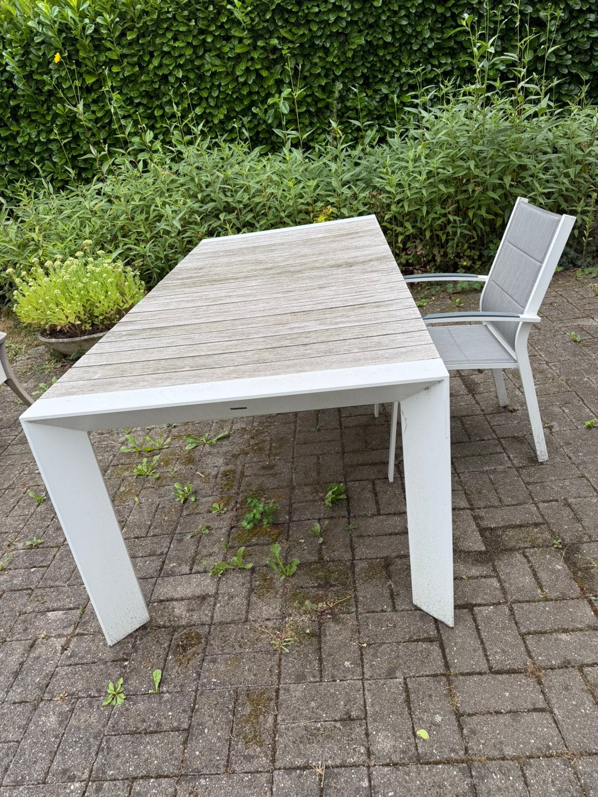 Tuintafel Cantello + 24 stoelen Lioni, Ophalen, Zo goed als nieuw, Aluminium