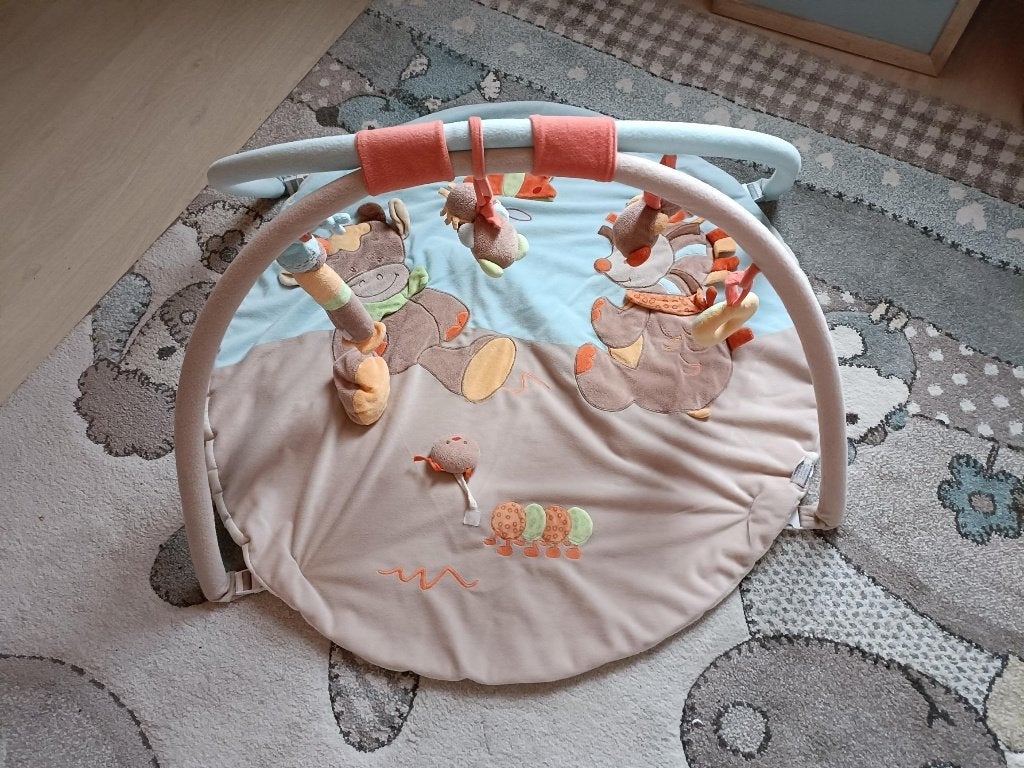 Tapis d'éveil bébé Nattou Gaston Hérisson, Enfants & Bébés, Jouets | Vêtements de jeu, Comme neuf, Enlèvement