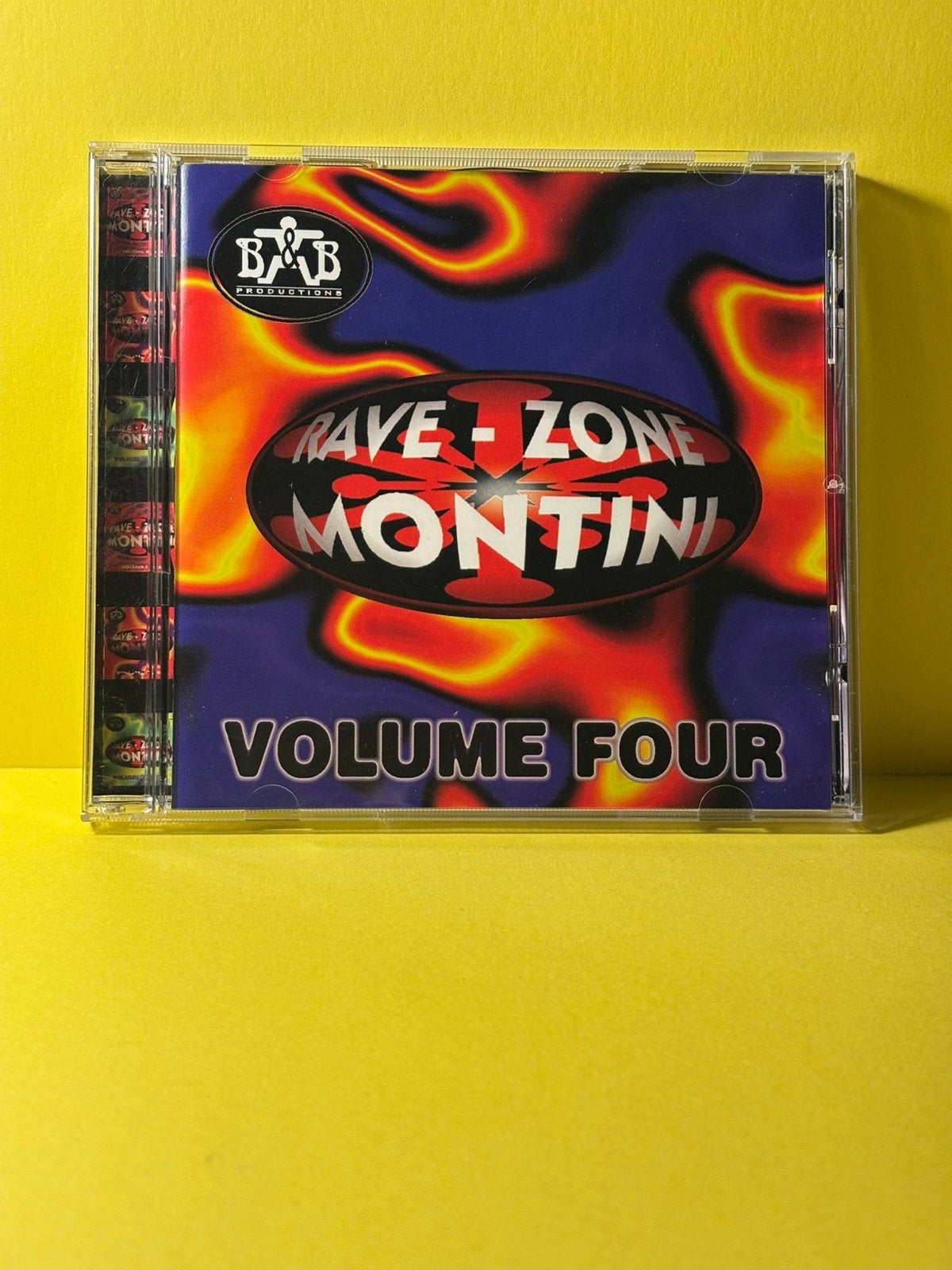 Rave-zone montini volume four, Verzenden, Gebruikt