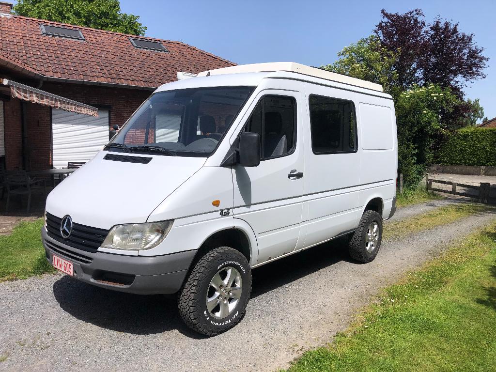 MERCEDES Sprinter 313 CDI Camper 4x4, Stof, 4 cilinders, 2800 kg, Wit