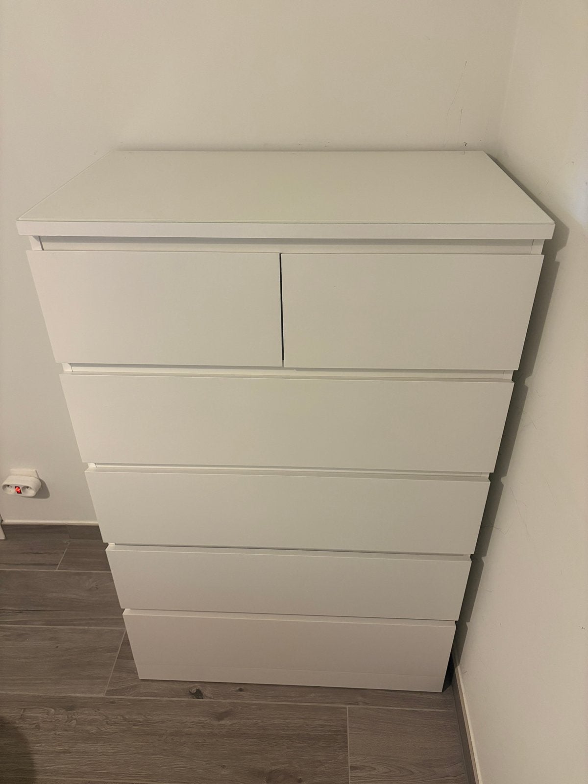 witte ladekast Malm Ikea met glazen plaat, Enlèvement, Comme neuf