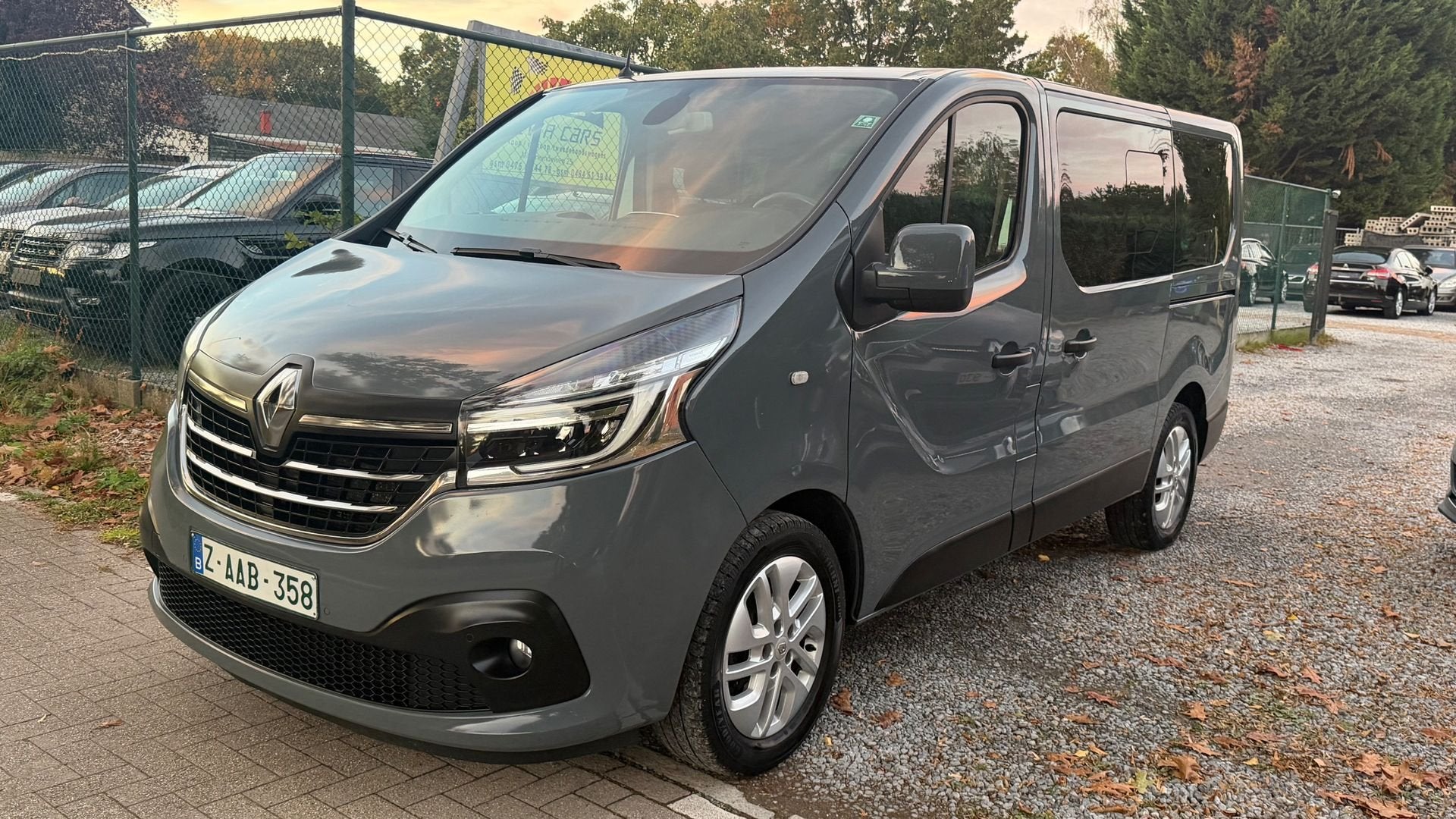 Renault Trafic 2.0 AUTOMAAT 9 zitplaatsen, Gebruikt, Euro 6, 4 cilinders, 167 pk