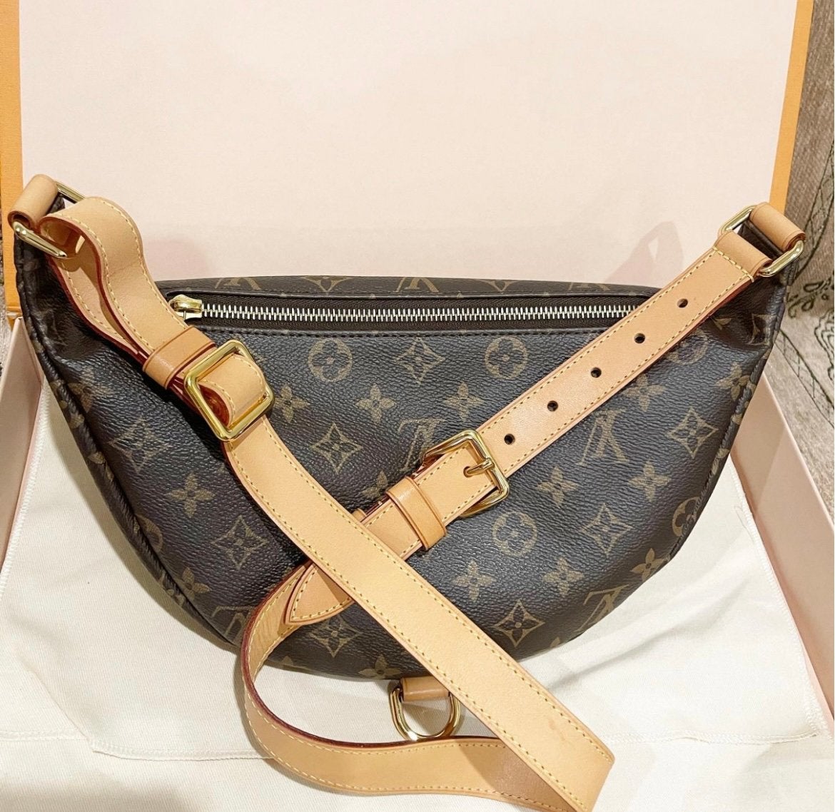 Bumbag Louis Vuitton, Ophalen of Verzenden, Zo goed als nieuw