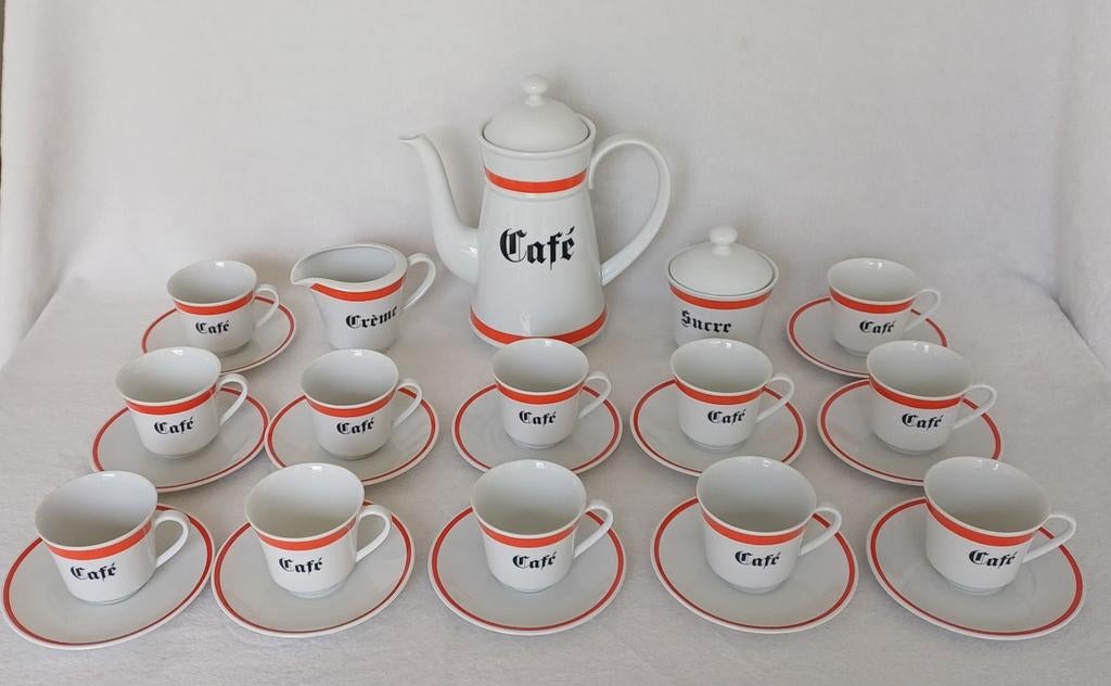 Service-à-café numéroté en véritable porcelaine 12 personnes, Enlèvement
