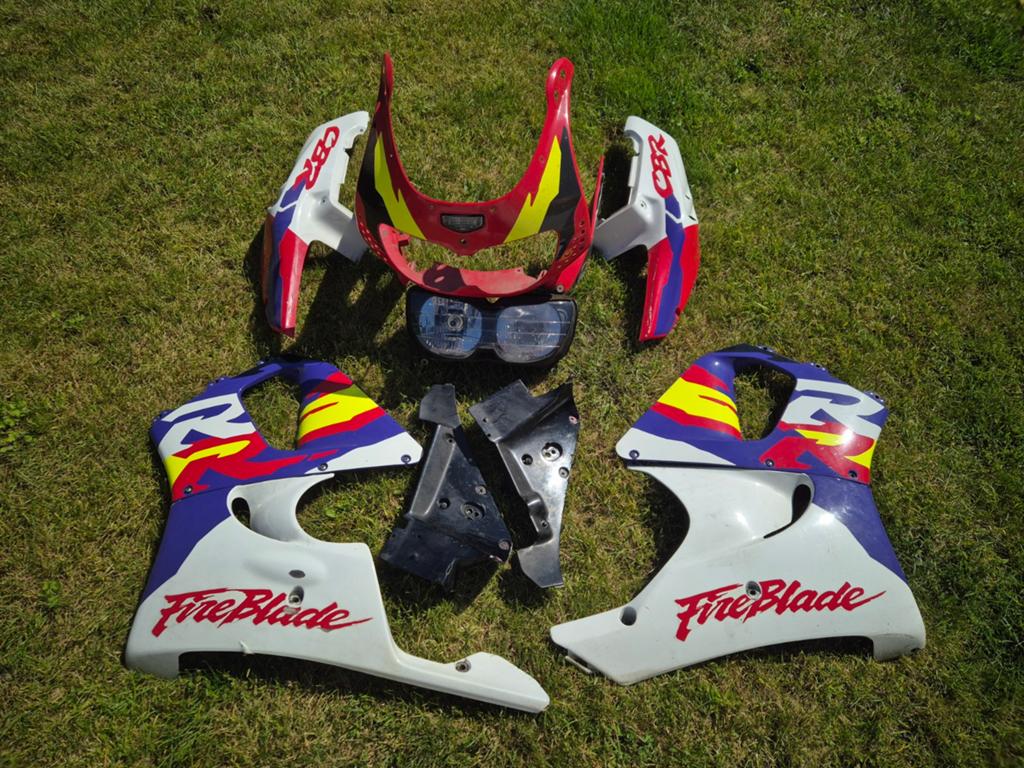 Kuipdelen van fireblade sc33, Ophalen
