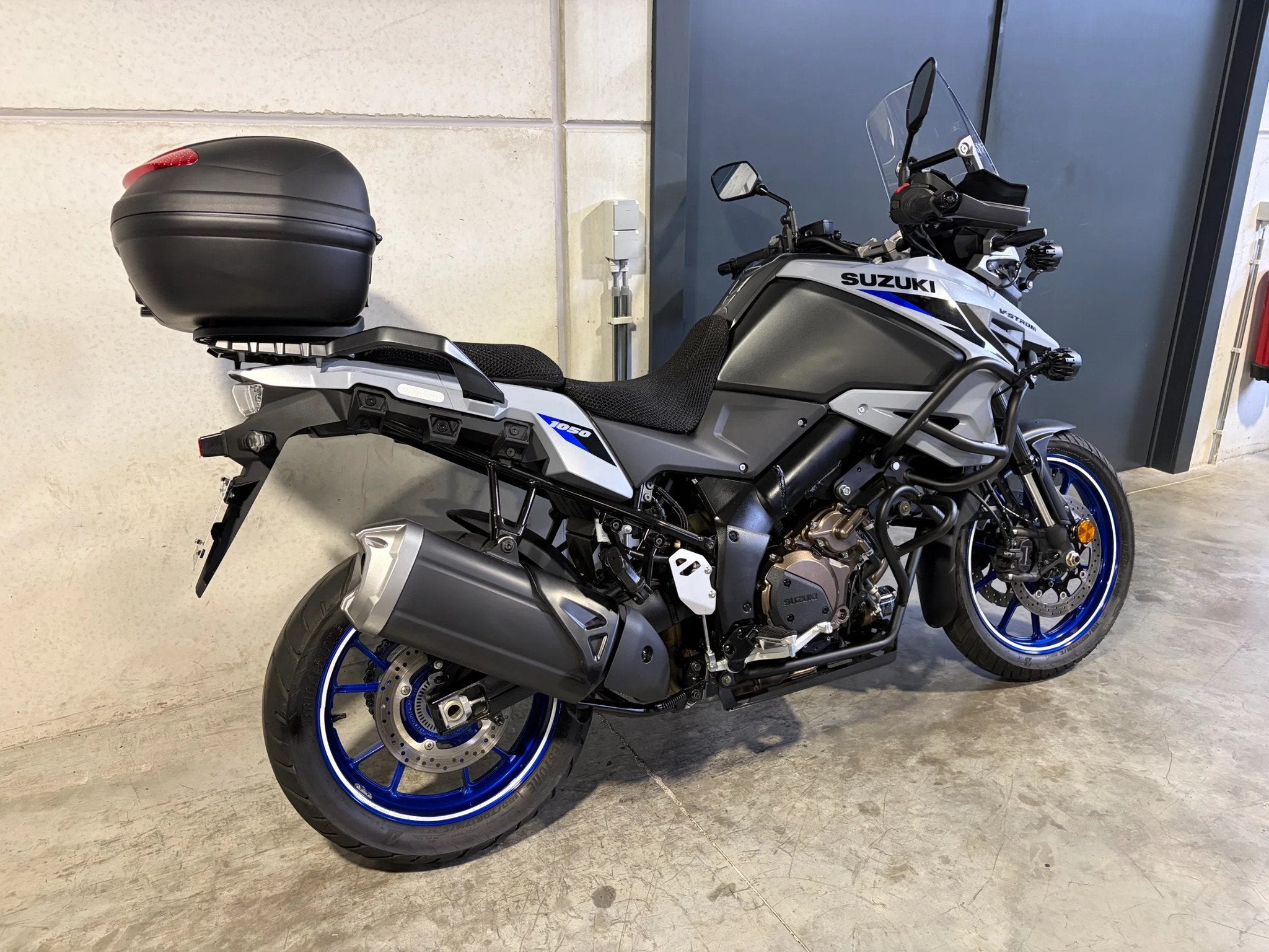 Suzuki DL 1050 V-strom met veel opties (bj 2025), Bedrijf, 1050 cc, Meer dan 35 kW, Overig