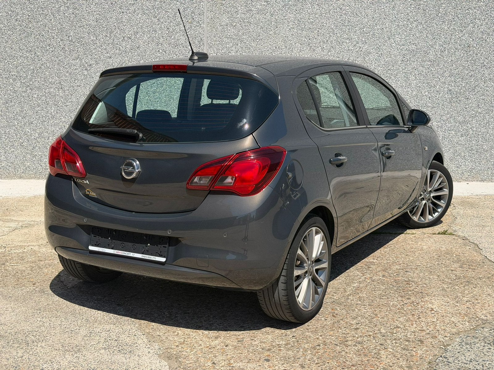 Opel Corsa 1.4 Essence 2016 AUTOMATIQUE garantie 12 Mois, Auto's, Opel, Automaat, Euro 6, Leder, Bedrijf