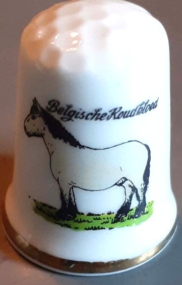 des a coudre de collection cheval (6), Collections, Dés à coudre, Enlèvement ou Envoi, Comme neuf, Porcelaine