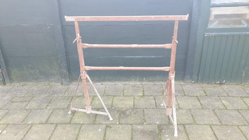 Schragen, Ophalen, Gebruikt, Gevelsteiger, Minder dan 2 meter