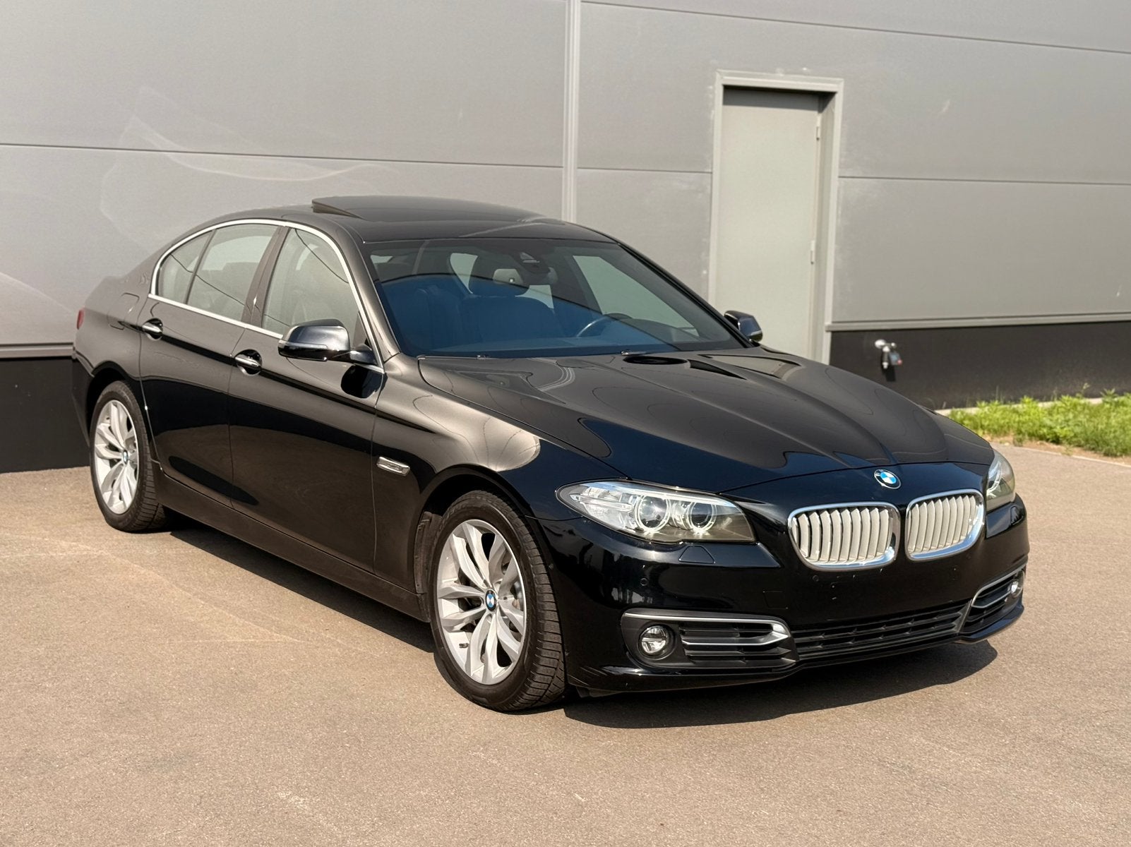 Bmw 518da Facelift Luxury Edition 1er propriétaire, Autos, BMW, Cuir, Interruption de démarrage, Entretenue par le concessionnaire