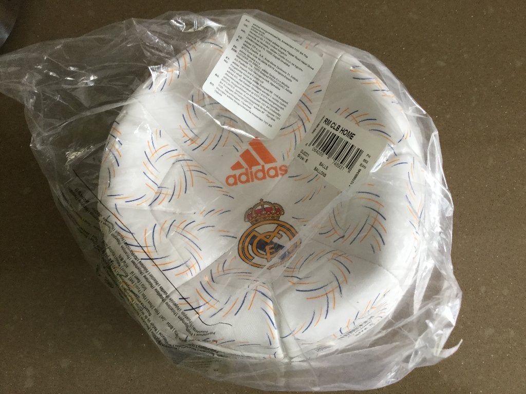 voetbal real madrid ORIGINELE !!! HEB 2 soorten, Ophalen of Verzenden, Nieuw, Bal