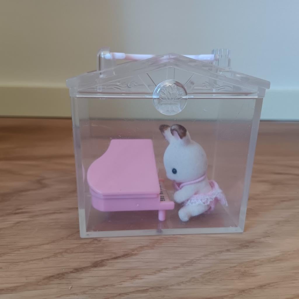 Sylvanian- valisette bébé pianiste (5202), Enlèvement