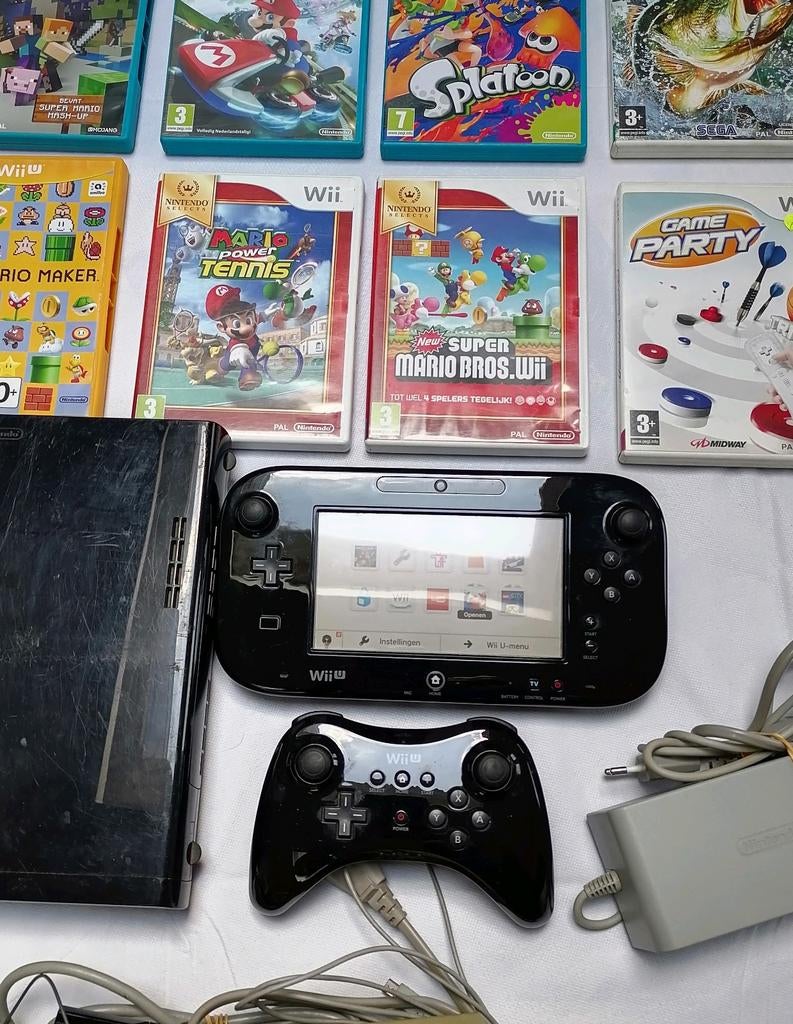 Wiiu met 8 spellen, Games en Spelcomputers, Ophalen of Verzenden