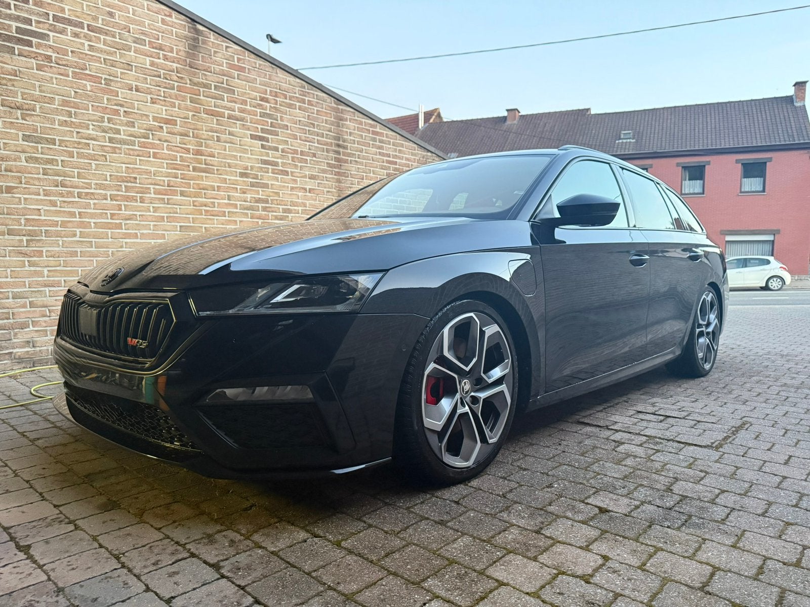 Skoda Ovtavia RS IV topstaat weinig kms, Auto's, Skoda, 4 cilinders, Zwart, Break, Dealer onderhouden
