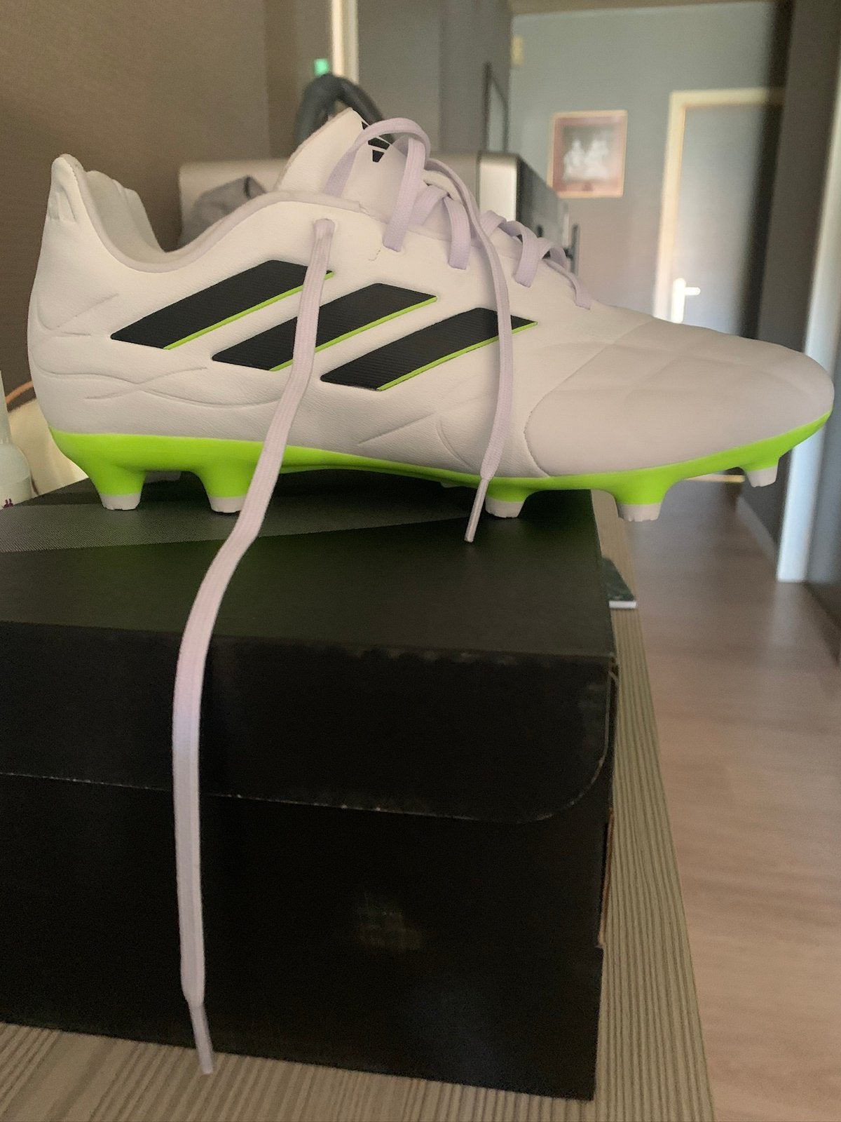 Adidas voetbalschoenen maat 43 1/3, Ophalen, Gebruikt, Adidas