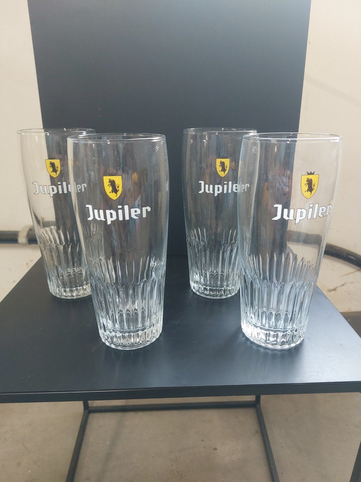 grand logo ancien en verre Jupiler, Collections, Enlèvement ou Envoi, Neuf, Verre à bière
