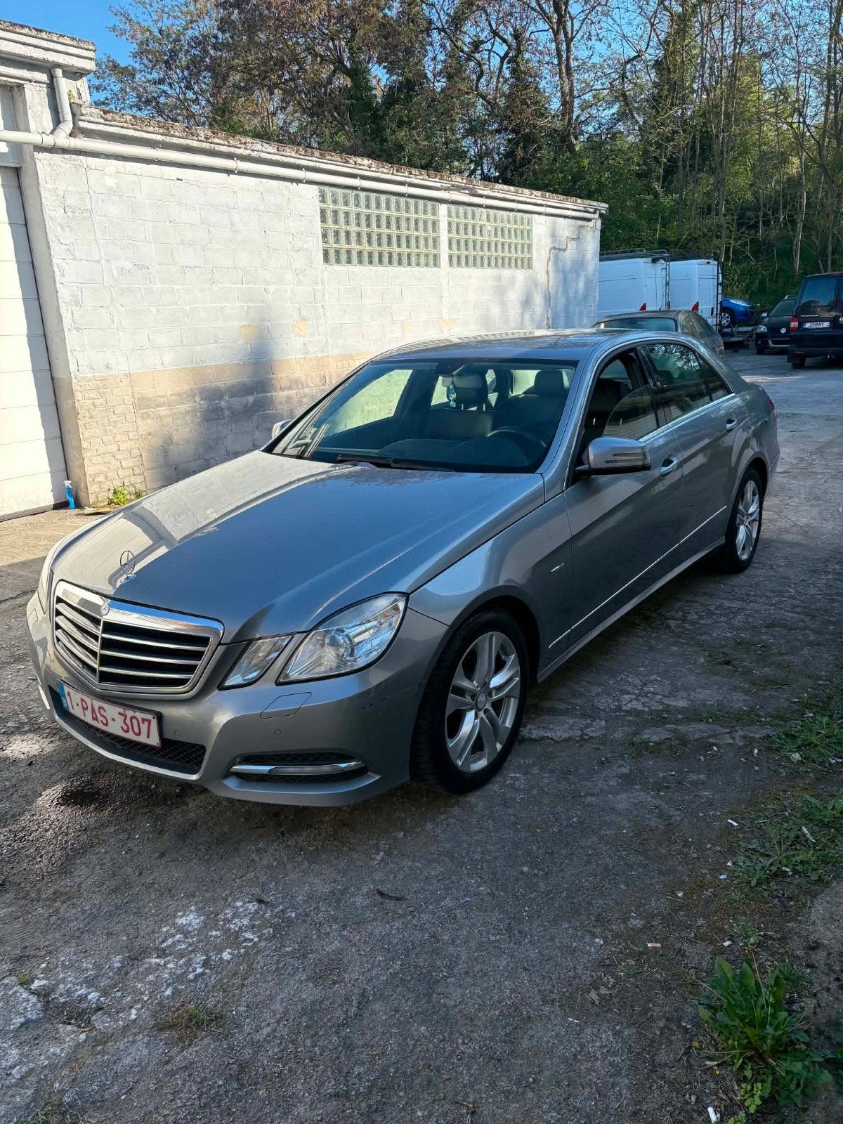 Mercedes E200 avangard TEL 0️⃣4️⃣7️⃣2️⃣9️⃣8️⃣2️⃣7️⃣6️⃣6️⃣, Auto's, Automaat, Bedrijf, Diesel, Te koop
