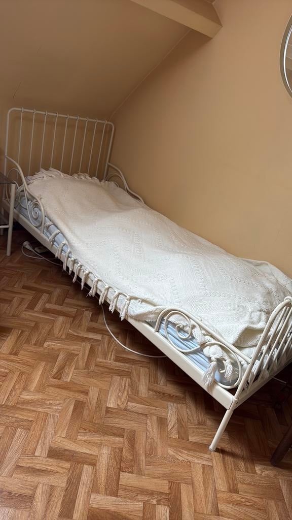 Ikea metalen eenpersoonsbed inclusief matras, Enlèvement, Utilisé