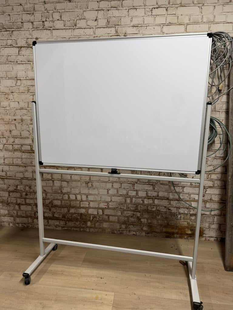 Whiteboard, Ophalen, Zo goed als nieuw, Whiteboard
