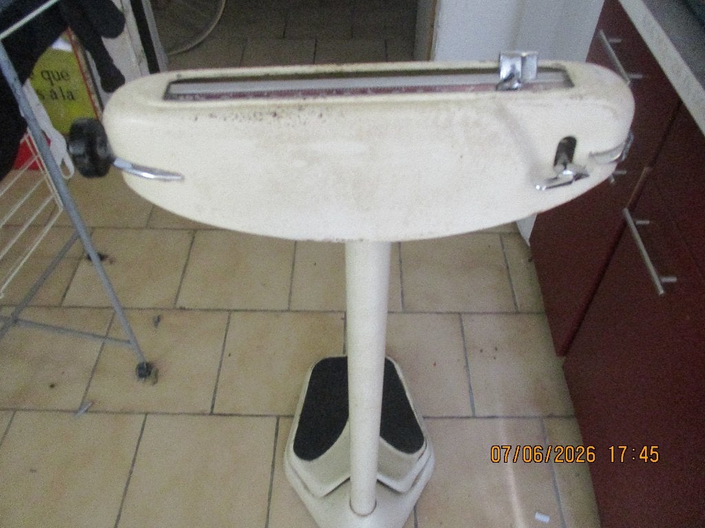 Pèse-personnes Modèle vintage  état de fonctionnement, Electroménager, Balances, Enlèvement