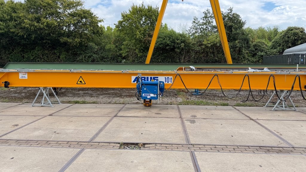 Rolbrug Abus / 11.400 mm / 10 ton / 2001. I.g.st., Doe-het-zelf en Bouw, Ophalen, Gebruikt, Elektrisch