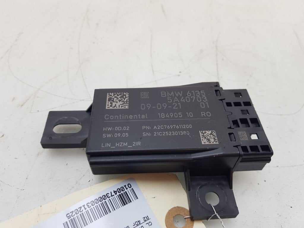 ORDINATEUR SIEGE BMW (|61355A40703|61355A6A445|5A40703|), Utilisé, BMW, Continental AG, Continental-Plaza 1
30175  Hannover, DE