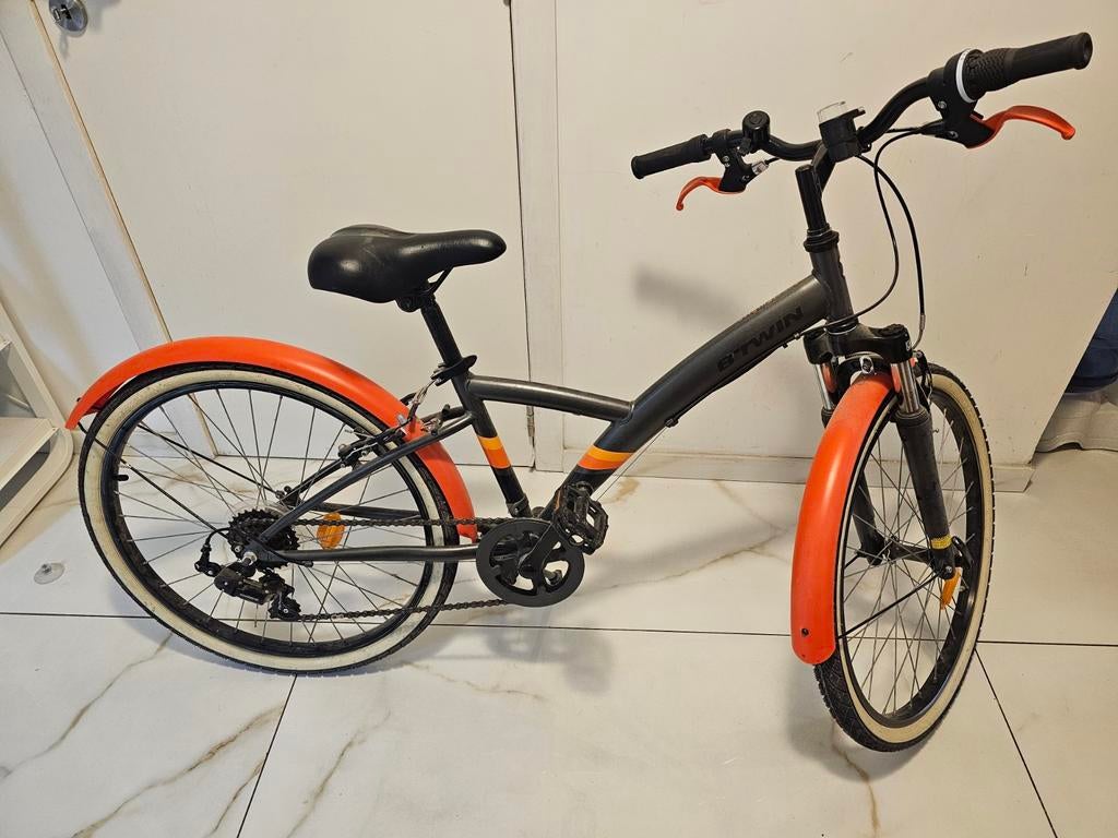 Kinderfiets, Fietsen en Brommers