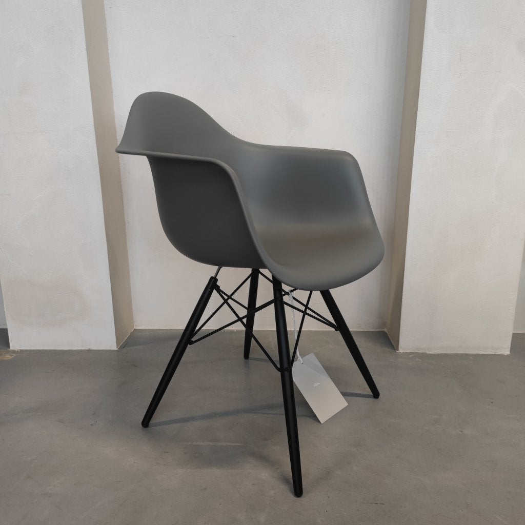Vitra Eames DAR chair - Elephant hide grey, Ophalen of Verzenden