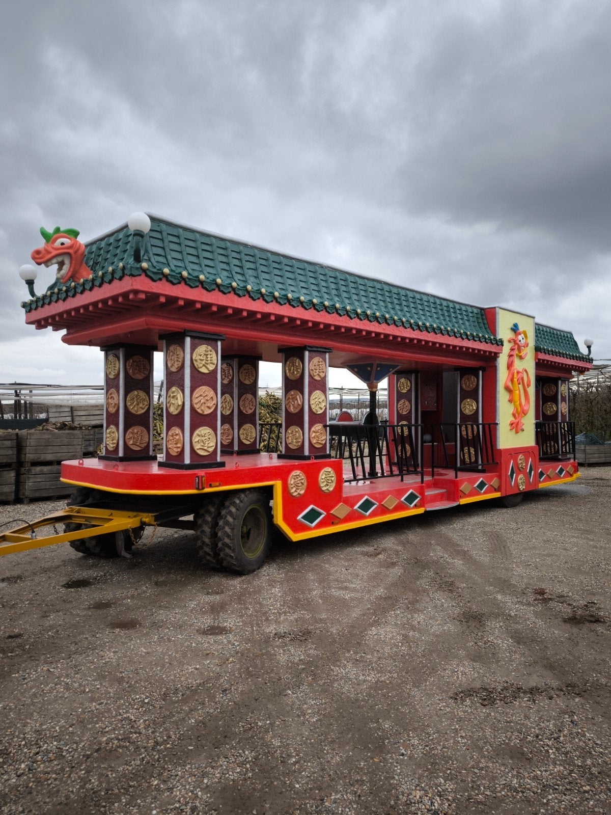 carnavalswagen te huur, Enlèvement