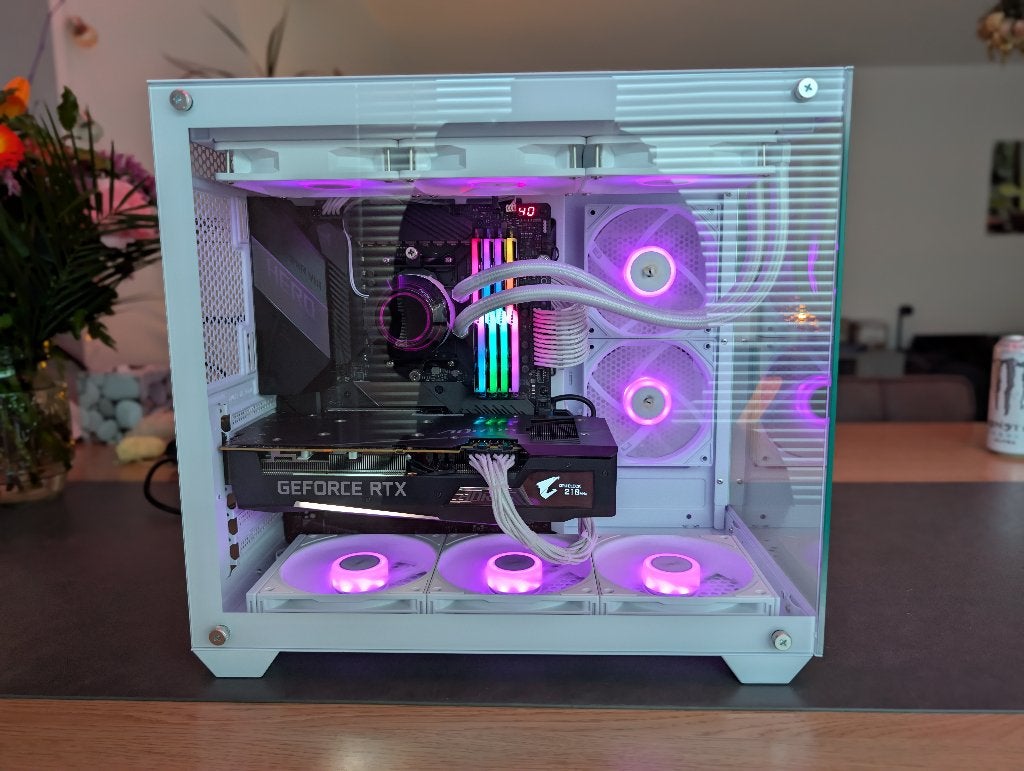 White Build Gaming PC – Ryzen 7 5800X | RTX 3070 | 64GB RAM, 64 GB ou plus, 4 Ghz ou plus, Enlèvement, Custom build
