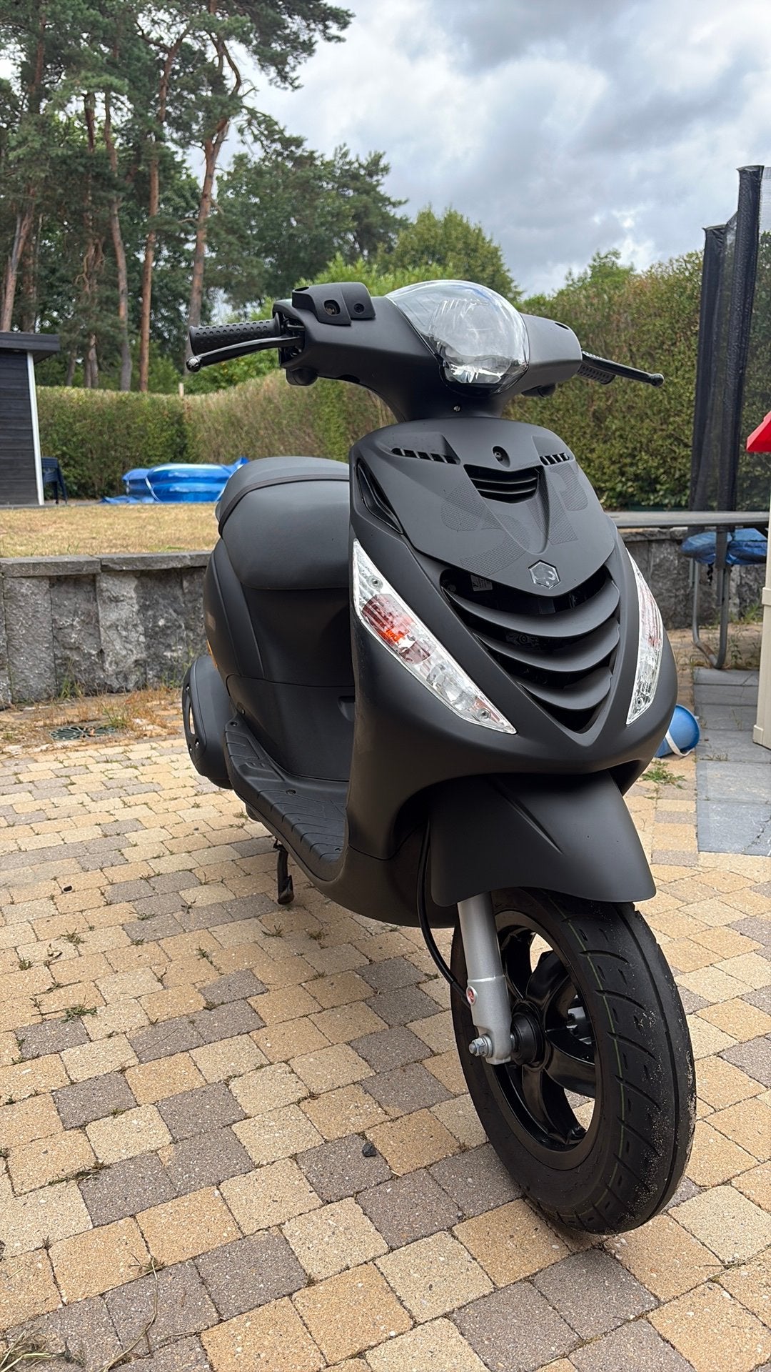 Piaggio Zip 50 cc B klasse 1jaar / 1800kms, Enlèvement, Comme neuf, Zip