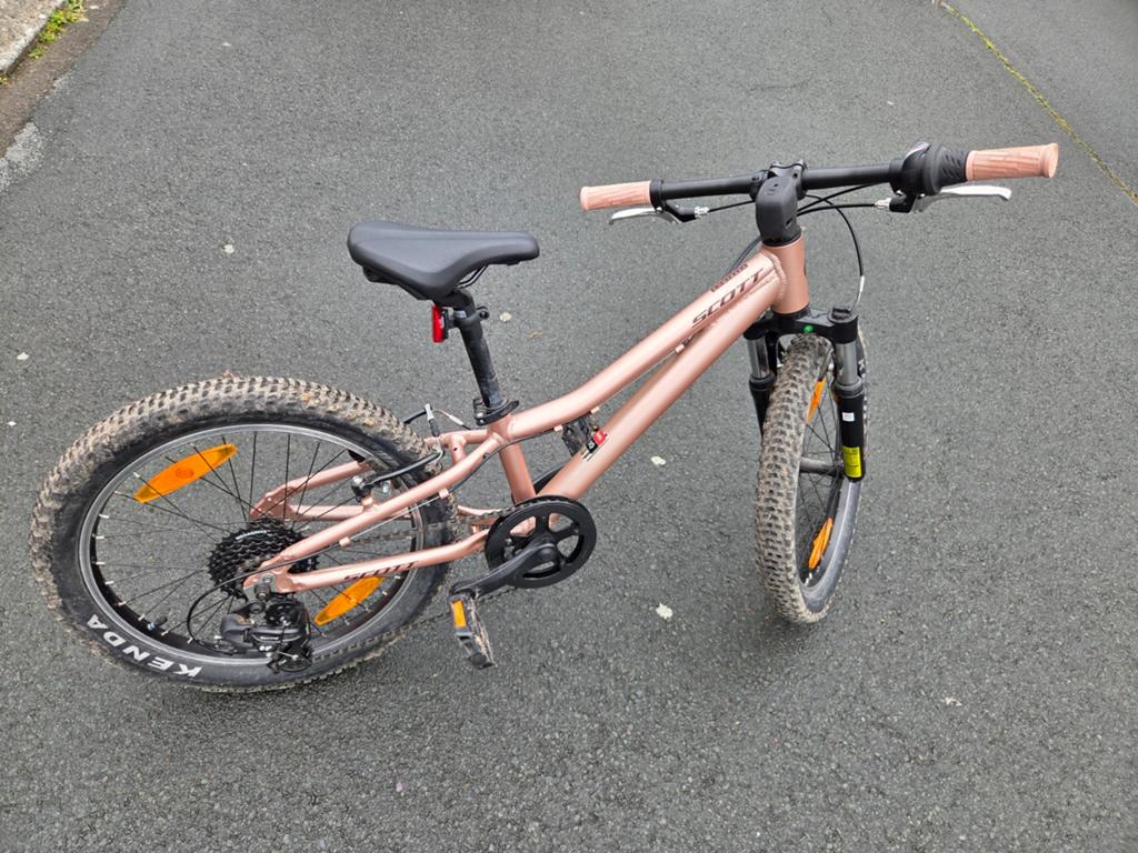 Vélo fille Scott, Vélos & Vélomoteurs, Vélos | BMX & Freestyle, Enlèvement
