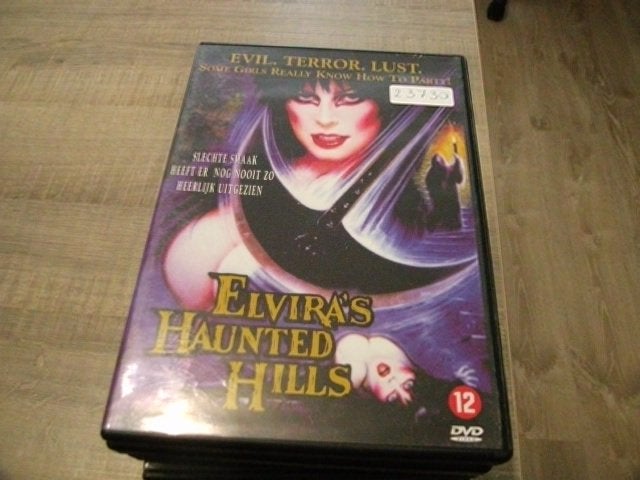 elvira's haunted hills, Verzenden