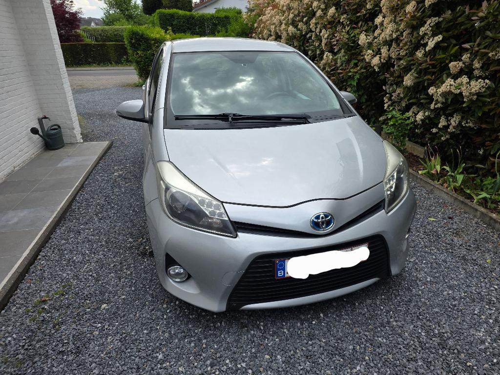 Toyota yaris hybrid, Airbags, Argent ou Gris, Achat, Automatique