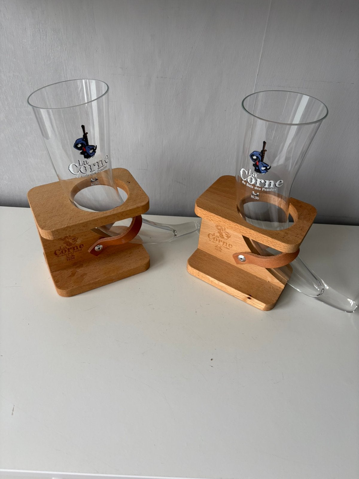 2 glazen „LA CORNE” (15€ per stuk), Verzamelen, Ophalen of Verzenden, Zo goed als nieuw