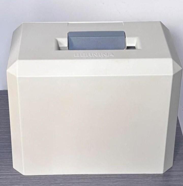 Boîte pour machine à coudre bernina, Enlèvement ou Envoi, Machine à coudre, Bernina