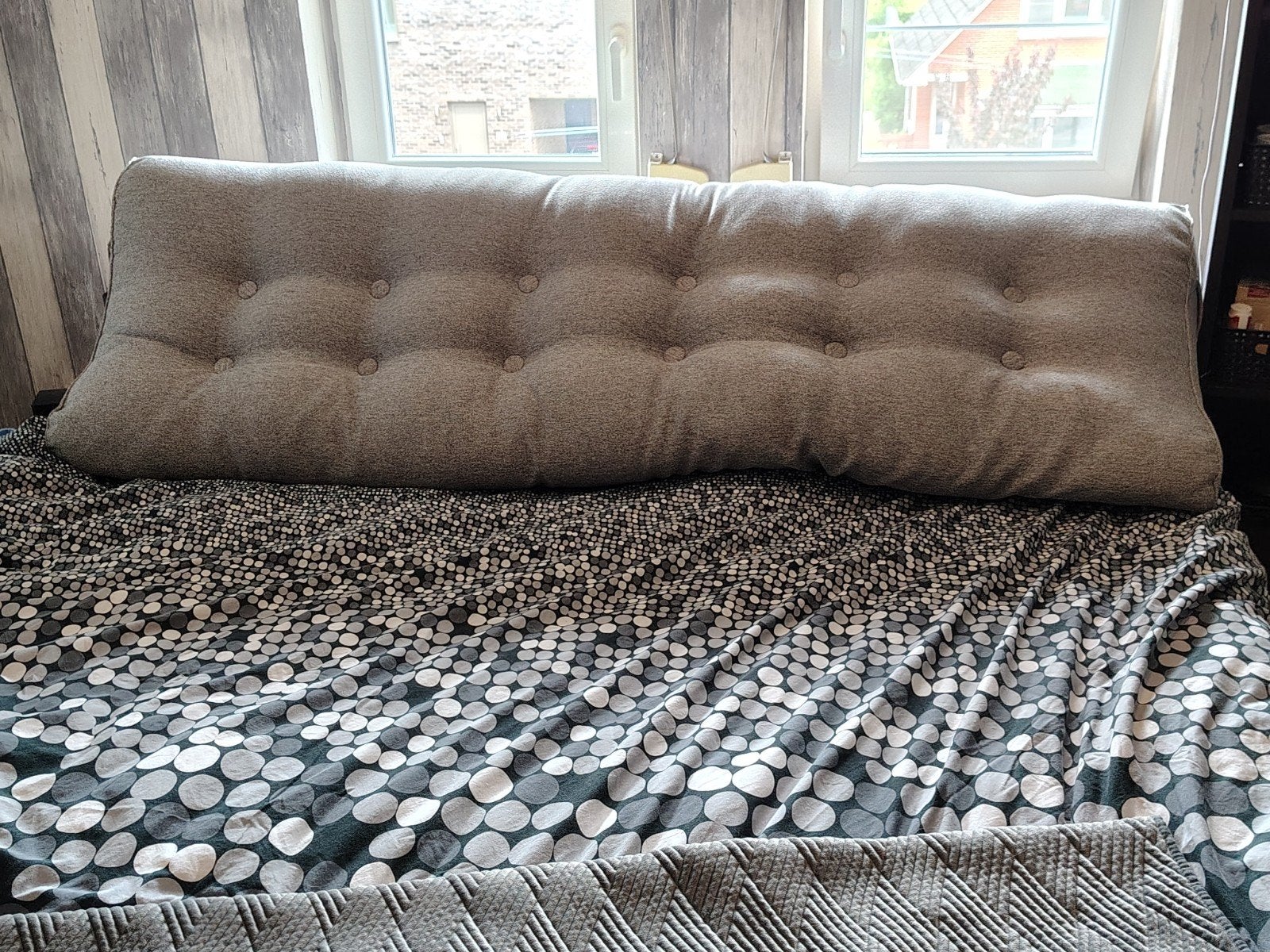 Bed kussen, Enlèvement