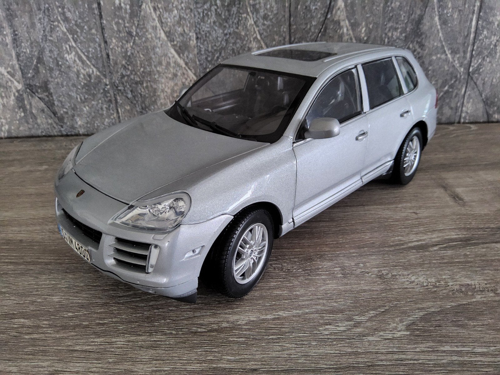 Porsche Cayenne S., Hobby & Loisirs créatifs, Voitures miniatures | 1:18, Enlèvement ou Envoi, Norev