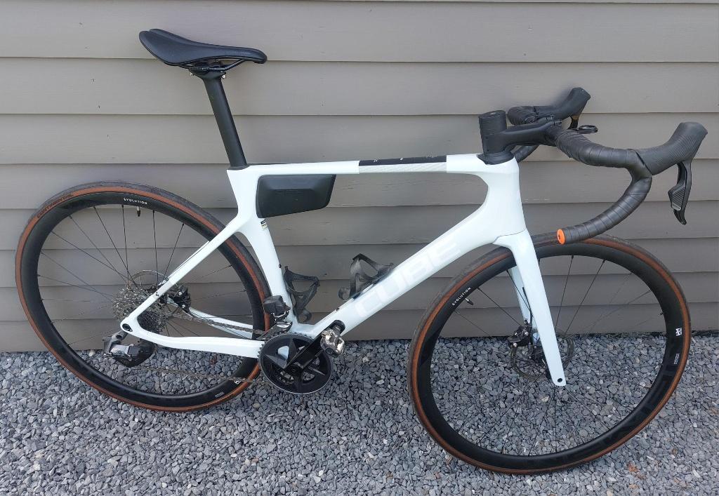 CUBE AGREE C:62 PRO WHITE/ORANGE, Fietsen en Brommers, Fietsen | Racefietsen, Zo goed als nieuw, Meer dan 20 versnellingen, 28 inch