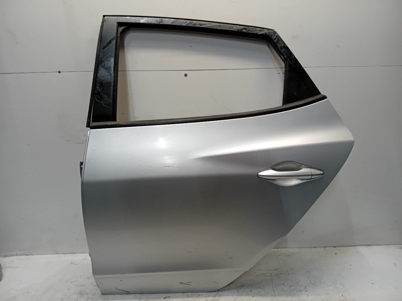 Portier links achter Hyundai iX 35, Onderdelen@venauto.nl, Van der Ven Autorecycling B.V., Ettenseweg 76, 4706 PB Roosendaal, The Netherlands