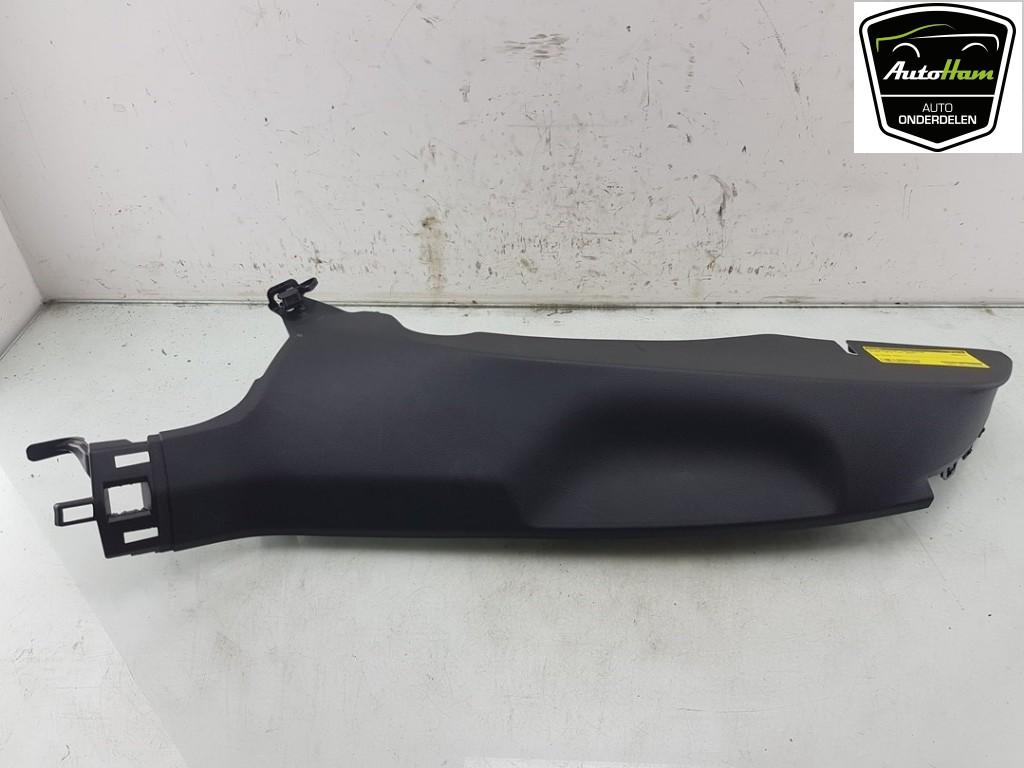 C STIJL BEKLEDING LINKS Skoda Fabia IV (PJ3) (|6VE867765|), Gebruikt, Skoda